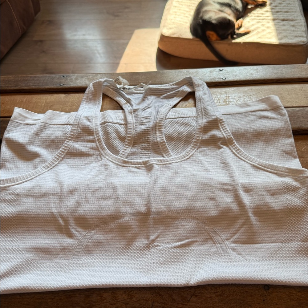 Lululemon Swiftly Tech Racerback 2.0 - Picture 4 of 7